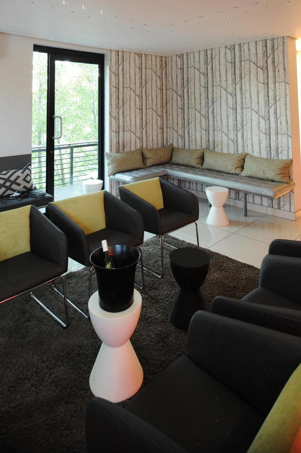 Aha Kathu Hotel Extérieur photo