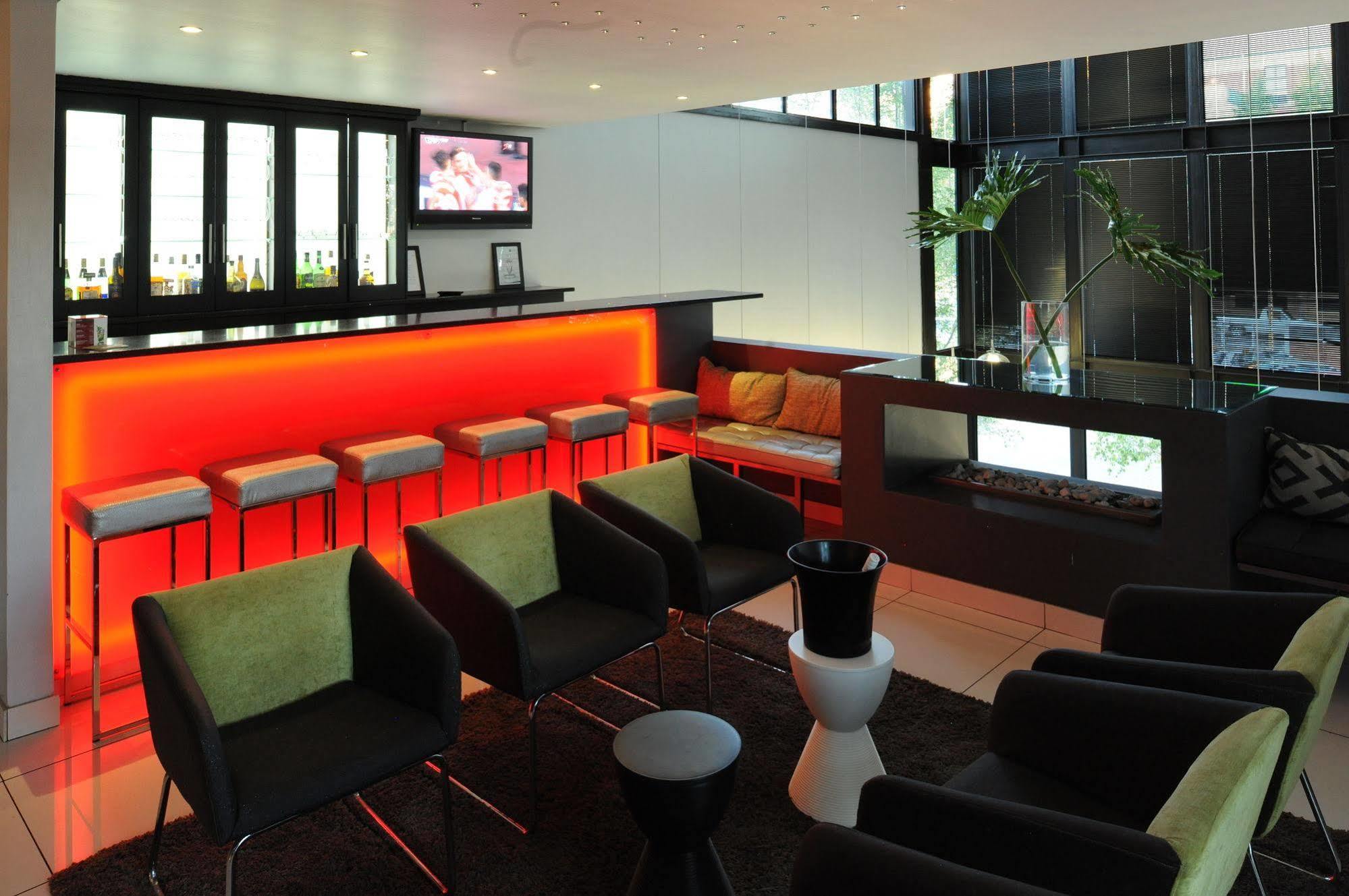 Aha Kathu Hotel Extérieur photo