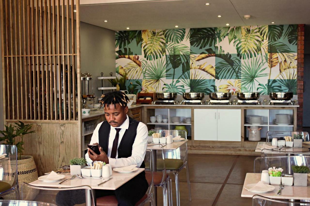 Aha Kathu Hotel Extérieur photo